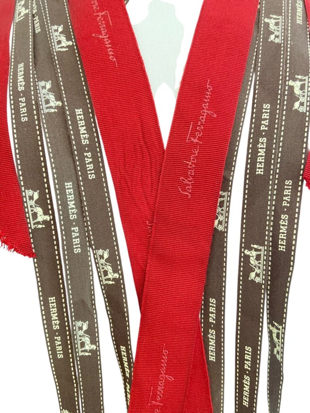 Hermès & Salvatore Ferragamo Decorative Ribbon Set - Brown & Red Designer-Themed
